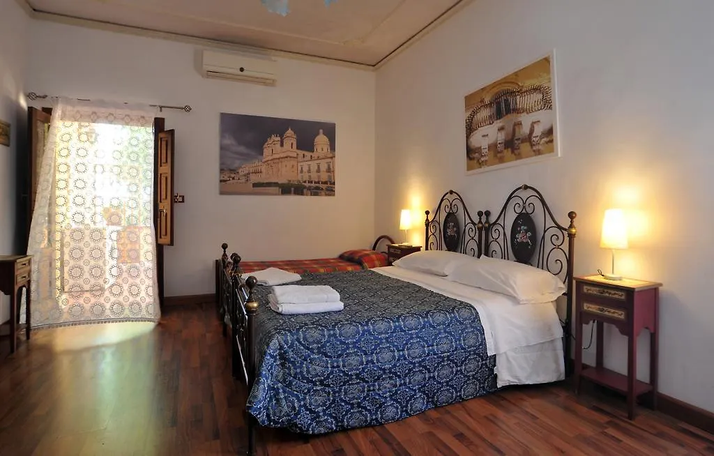 Bed and Breakfast Il Giardino Di Pietra Noto