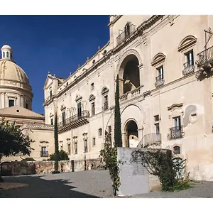 Palazzo Trigona Dependance Noto