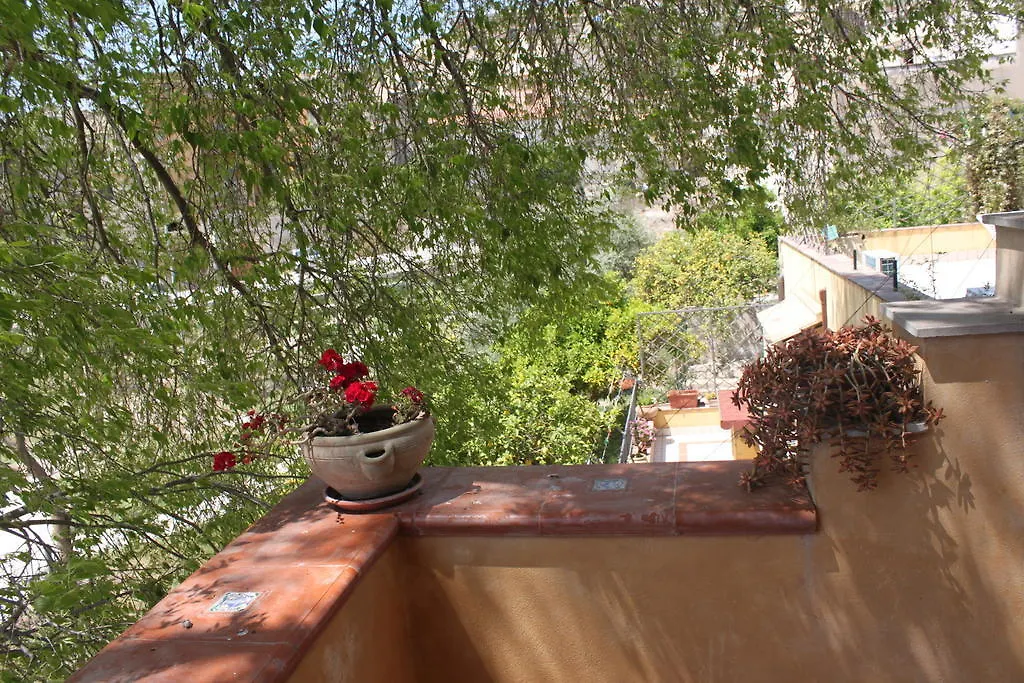 Il Giardino Di Pietra Bed & Breakfast Noto Italy